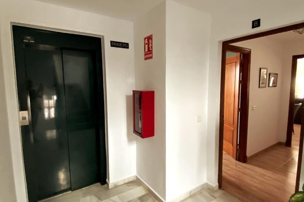 Apartamento A Unos Pasos De La Playa Рота Экстерьер фото