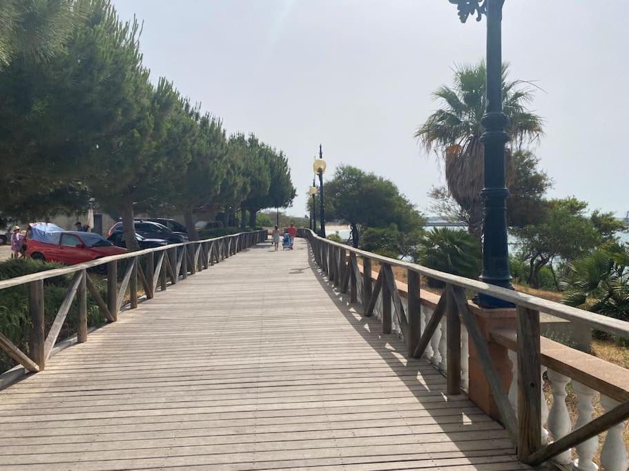 Apartamento A Unos Pasos De La Playa Рота Экстерьер фото